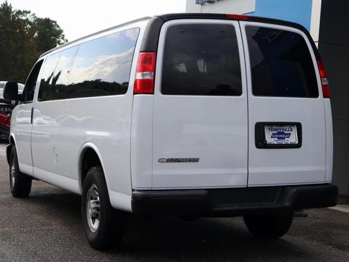 2023 Chevrolet Express 3500 LS