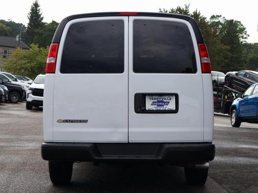 2023 Chevrolet Express 3500 LS