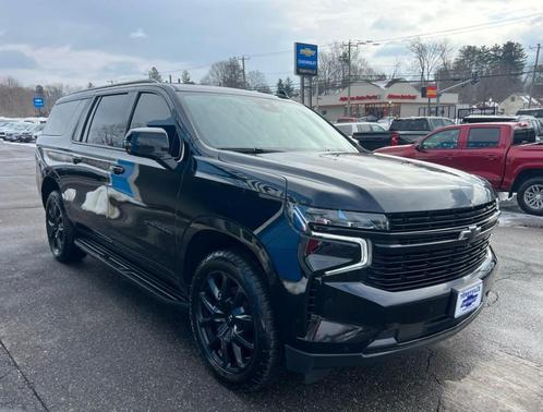2023 Chevrolet Suburban RST