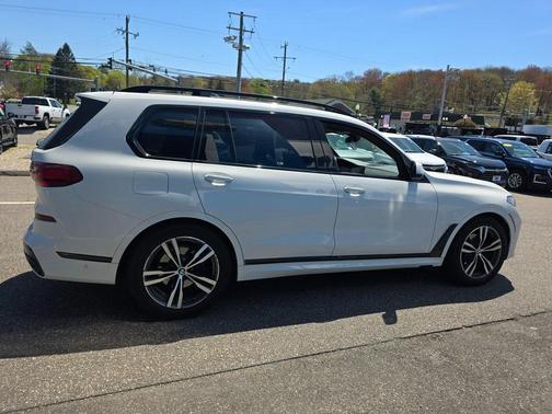 2020 BMW X7 xDrive40i