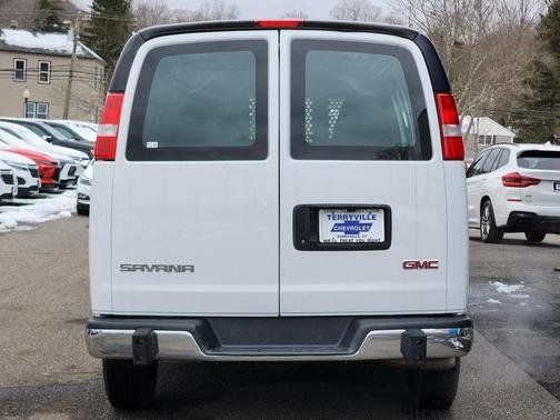 2023 GMC Savana 2500 Work Van