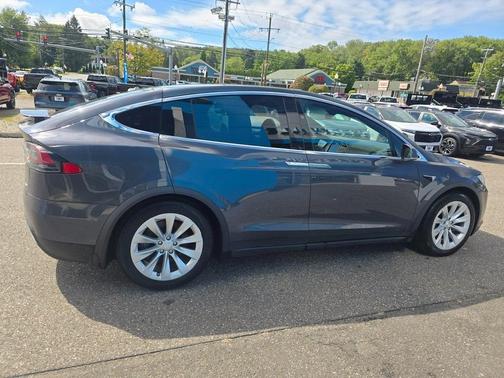 2017 Tesla Model X 90D