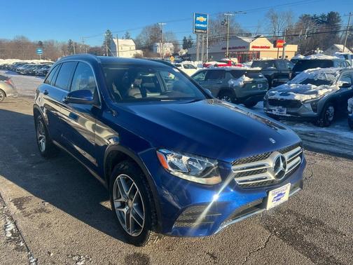 2017 Mercedes-Benz GLC 300 Base 4MATIC