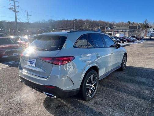 2026 Mercedes-Benz GLC 300 Base