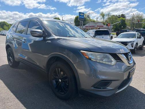 Gun Metallic 2015 Nissan Rogue S