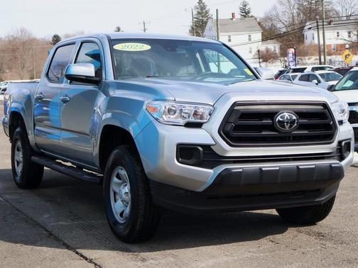 2022 Toyota Tacoma SR