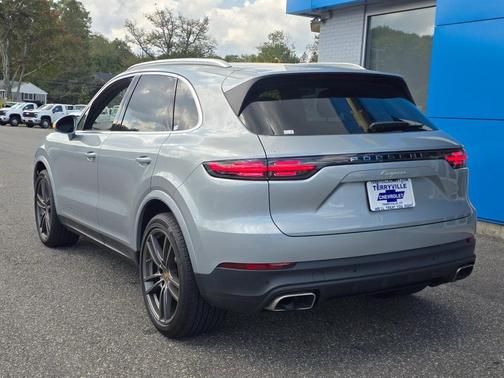 2022 Porsche Cayenne