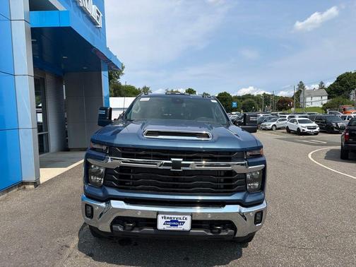 Lakeshore Blue Metallic 2026 Chevrolet Silverado 2500 LT