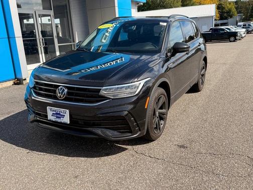 2023 Volkswagen Tiguan 2.0T SE R-Line Black