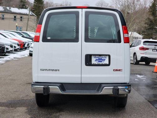 2022 GMC Savana 2500 Work Van