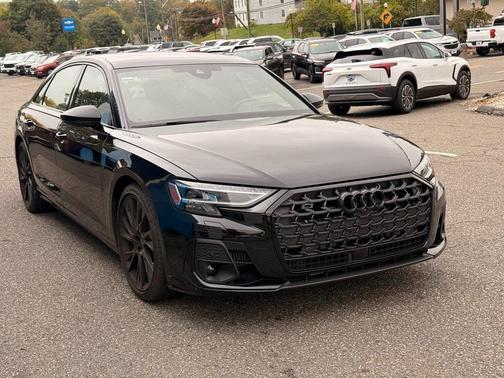 2025 Audi S8 4.0T quattro