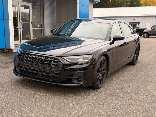 2025 Audi S8 4.0T quattro