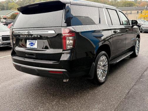 2024 Chevrolet Suburban LS
