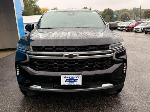 2024 Chevrolet Suburban LS