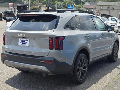2022 Kia Sorento X-Line EX