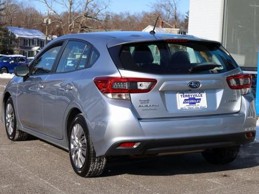 2022 Subaru Impreza Base