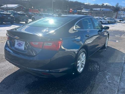 2017 Chevrolet Malibu 1LT