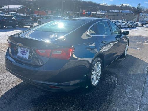 2017 Chevrolet Malibu 1LT