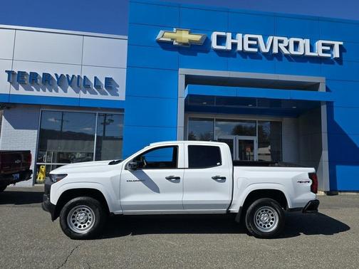 2024 Chevrolet Colorado WT