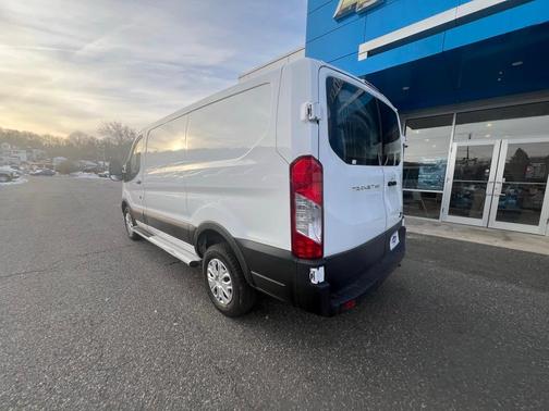 2024 Ford Transit-250 Base