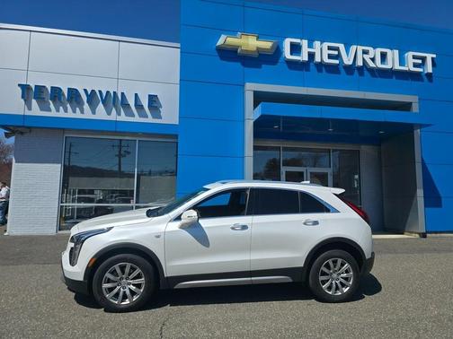2023 Cadillac XT4 Premium Luxury