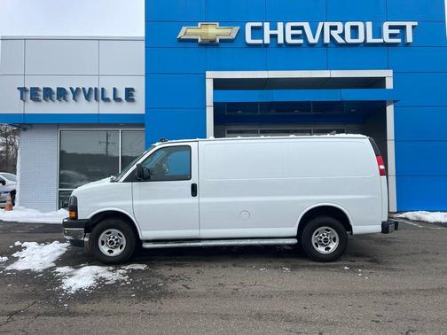 2024 GMC Savana 2500 Work Van