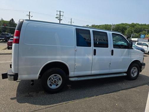 2023 GMC Savana 2500 Work Van