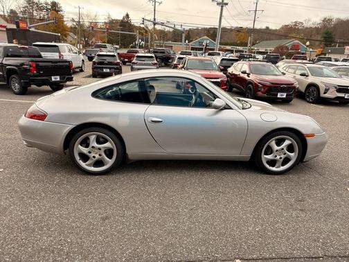 2001 Porsche 911 Carrera