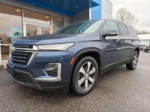 Northsky Blue Metallic 2023 Chevrolet Traverse LT Leather