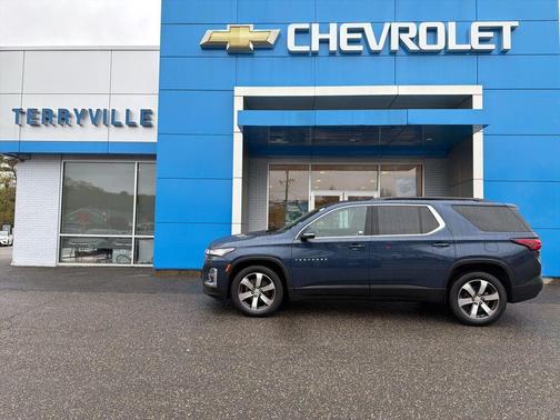Northsky Blue Metallic 2023 Chevrolet Traverse LT Leather