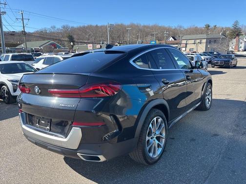 2021 BMW X6 xDrive40i