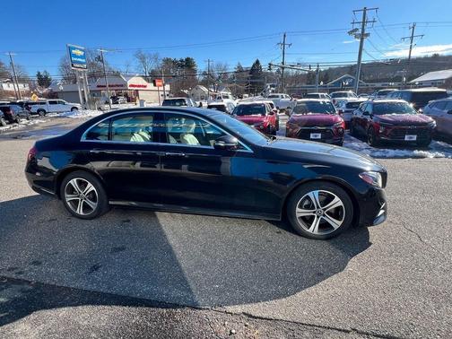 2019 Mercedes-Benz E-Class E 300
