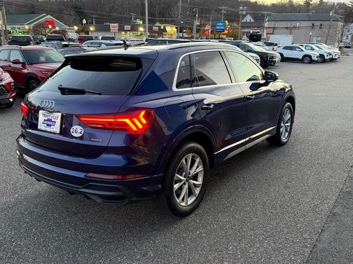 2022 Audi Q3 45 S line Premium