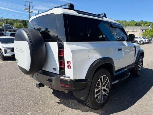 White 2021 Land Rover Defender 90 X-Dynamic S