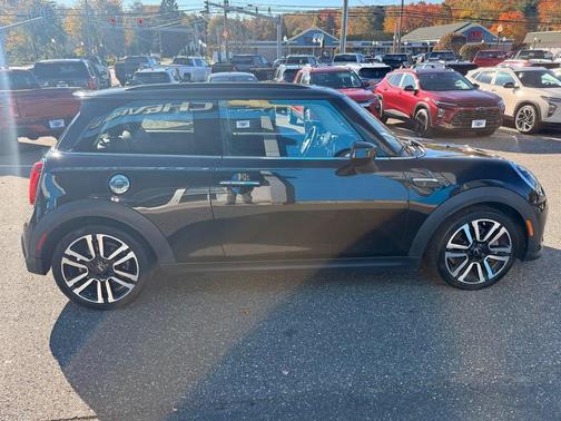 2023 MINI Hardtop Cooper S