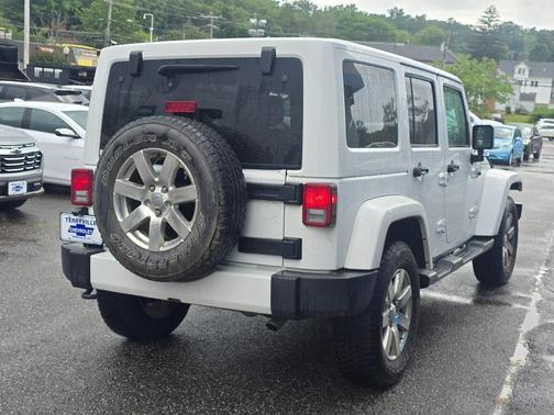 2016 Jeep Wrangler Unlimited Sahara