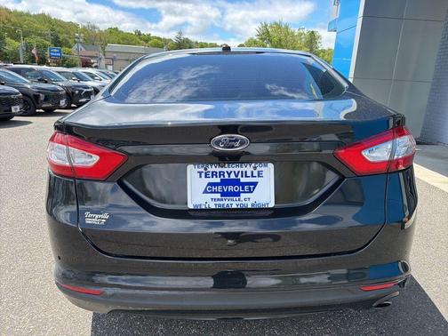 Tuxedo Black 2015 Ford Fusion SE