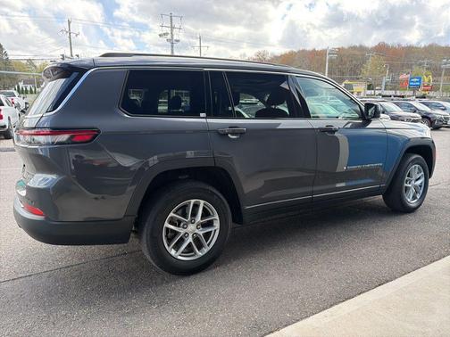 Metallic 2023 Jeep Grand Cherokee L Laredo