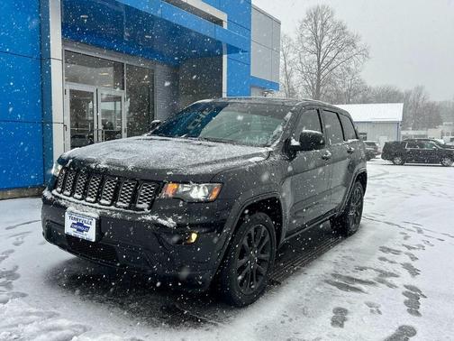 2020 Jeep Grand Cherokee Altitude