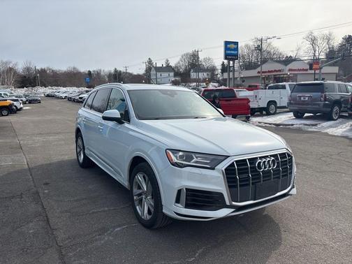 2019 Audi Q7 55 Premium Plus