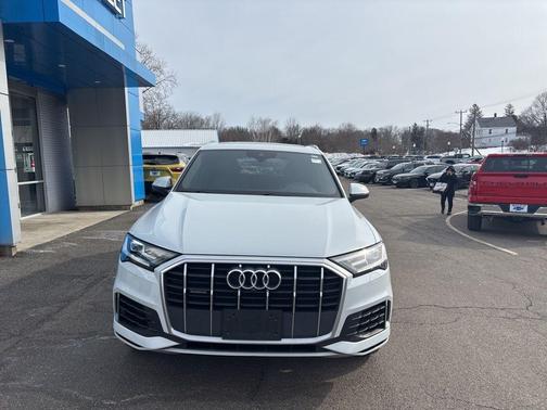 2019 Audi Q7 55 Premium Plus