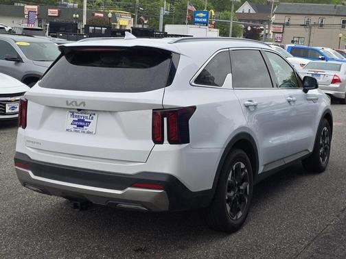 2024 Kia Sorento S