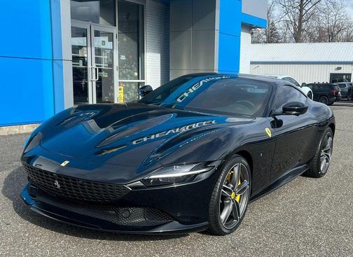 2022 Ferrari Roma Base