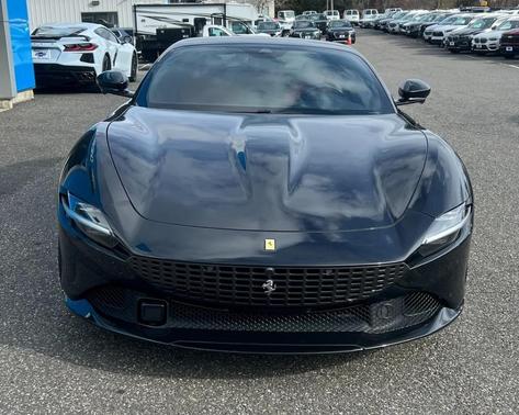 2022 Ferrari Roma Base