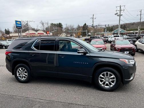 2020 Chevrolet Traverse LT Cloth