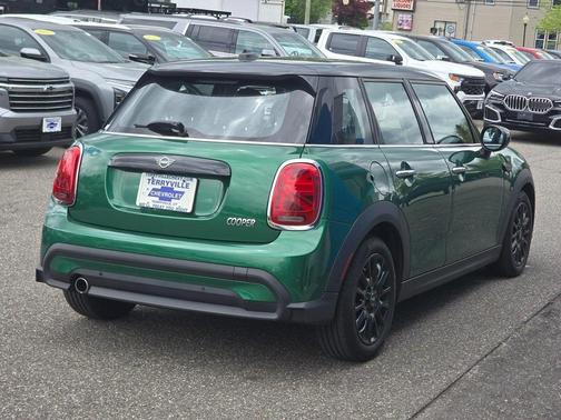 2022 MINI Hardtop Cooper