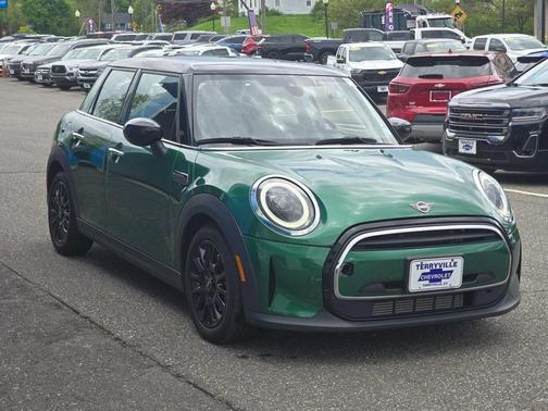 2022 MINI Hardtop Cooper