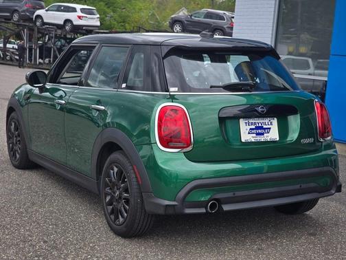 2022 MINI Hardtop Cooper