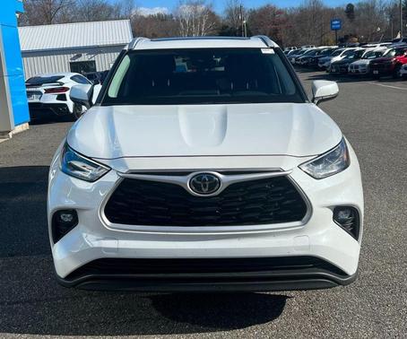 2023 Toyota Highlander L