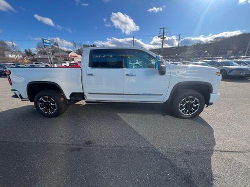 2026 Chevrolet Silverado 3500 High Country